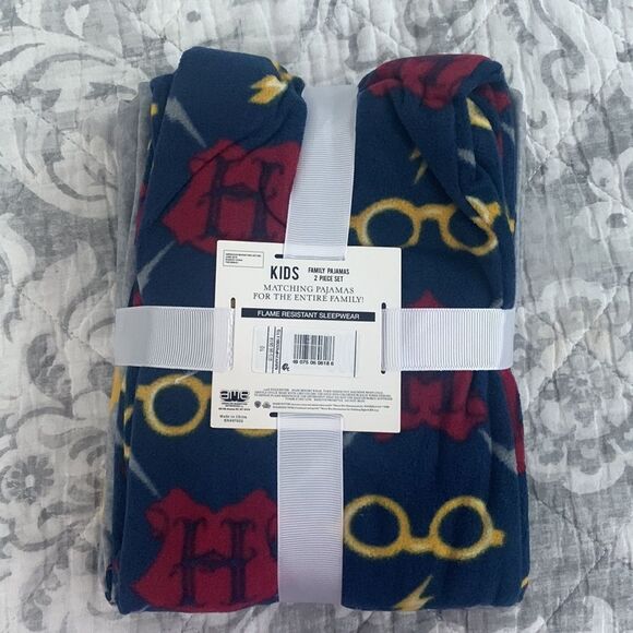 Nwt Harry Potter 2 piece set - Picture 2 of 3